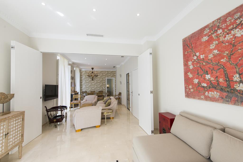Apartamento Living By Cathedral Sewilla Zewnętrze zdjęcie